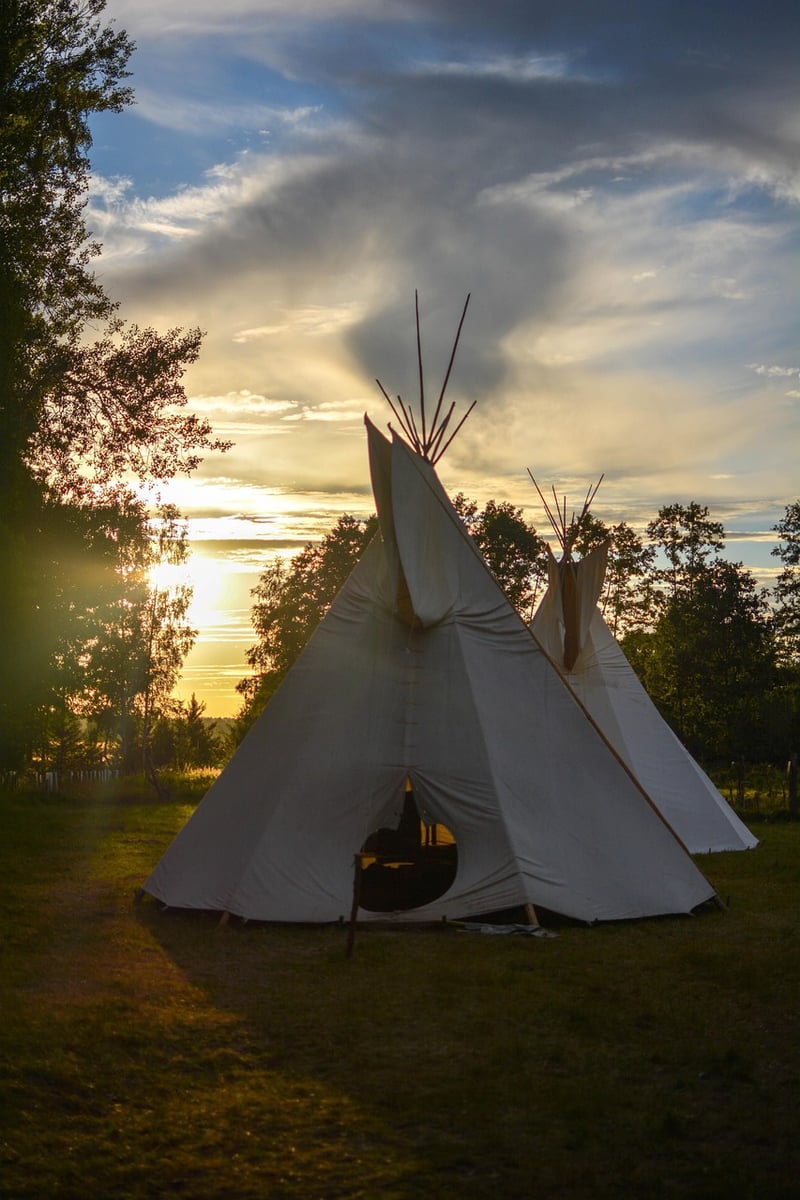 Outdoor teepee